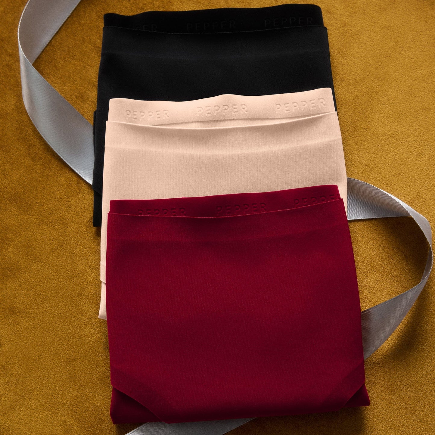 The Scarlet Relax Bundle