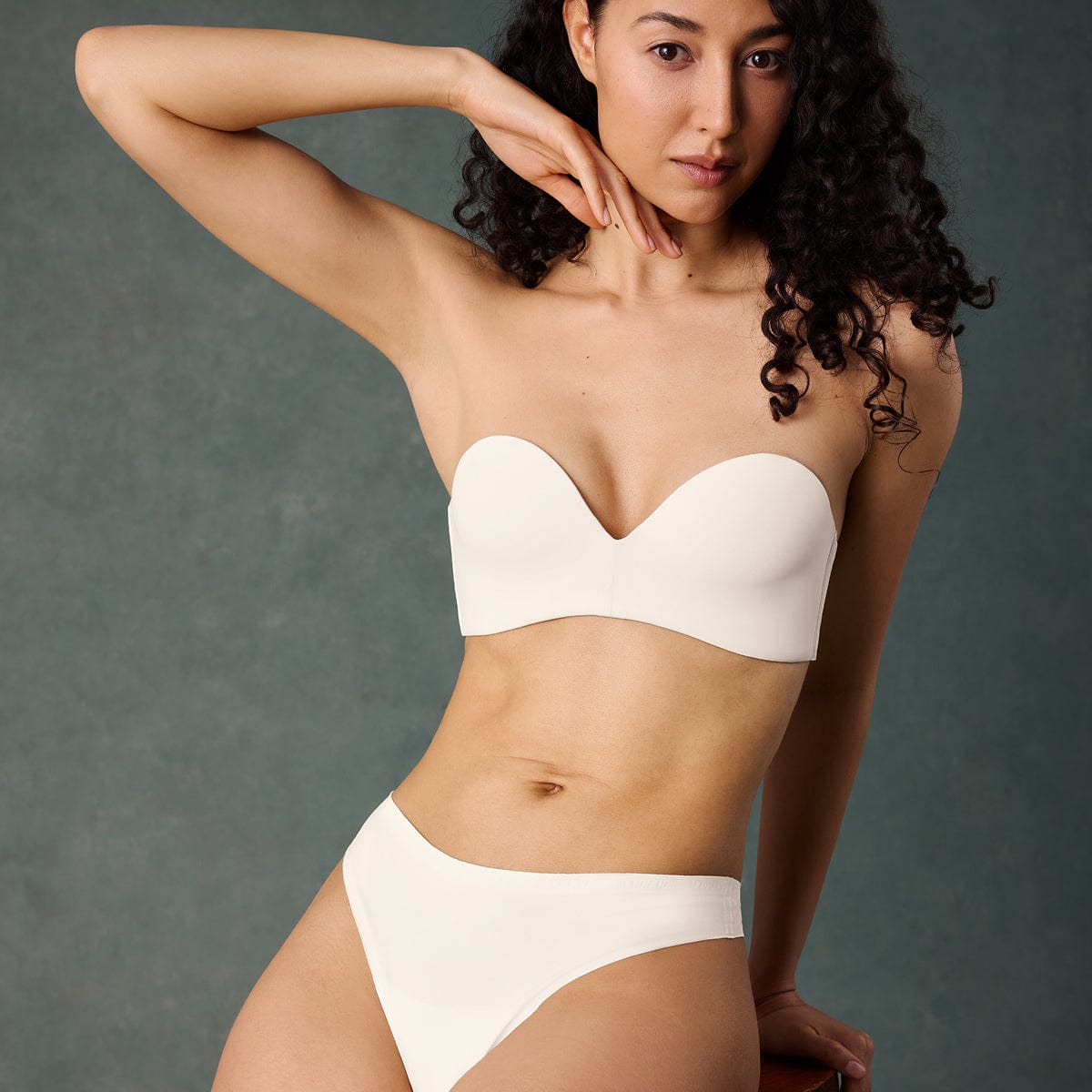 Simply Smooth No Show Thong Ecru