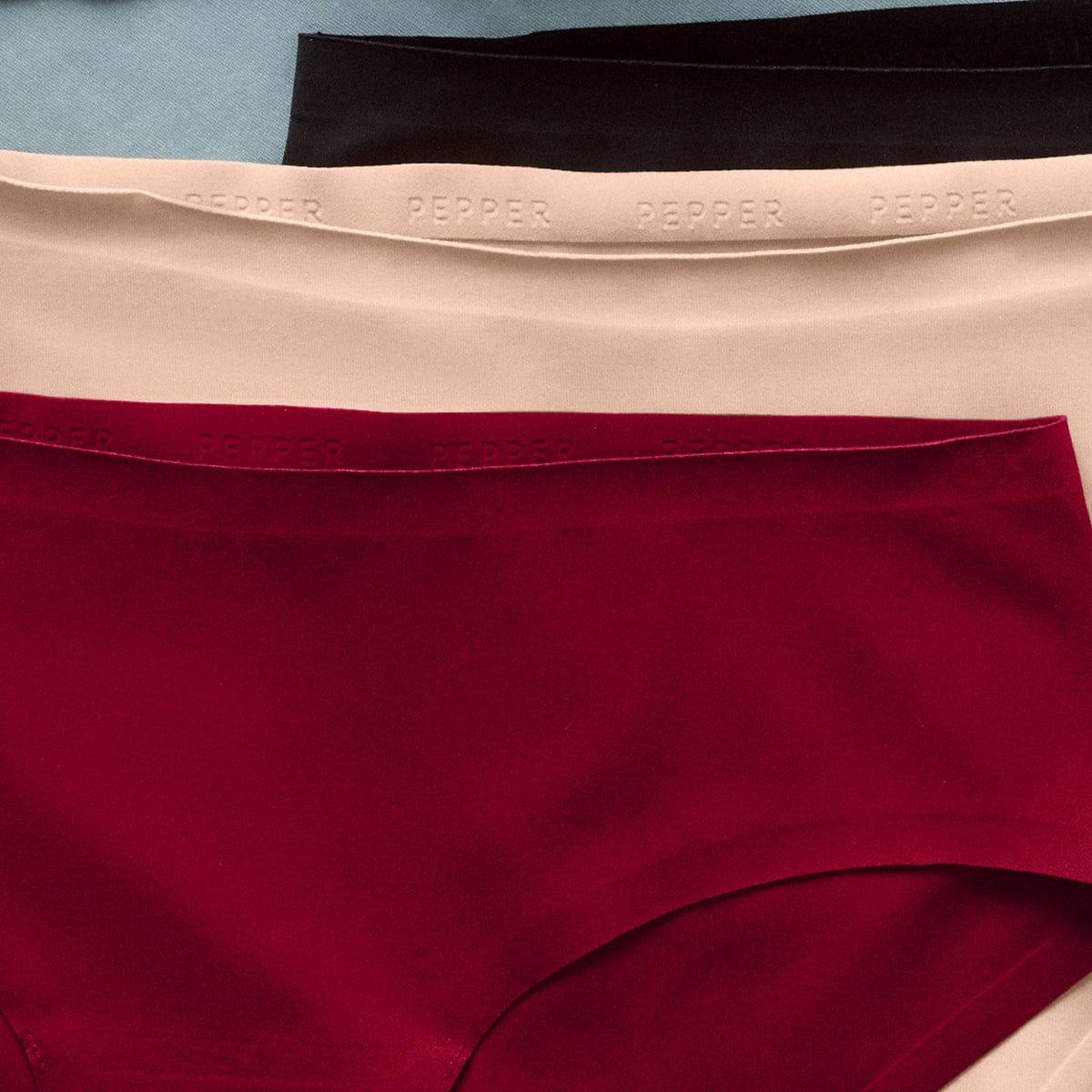 Simply Smooth No Show Hiphugger Scarlet