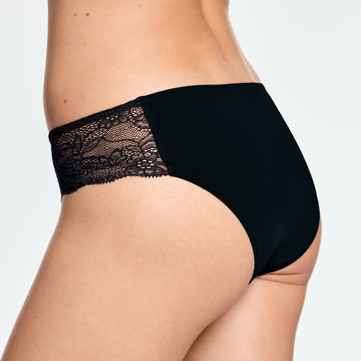 Smooth Fine Lace Bikini Black